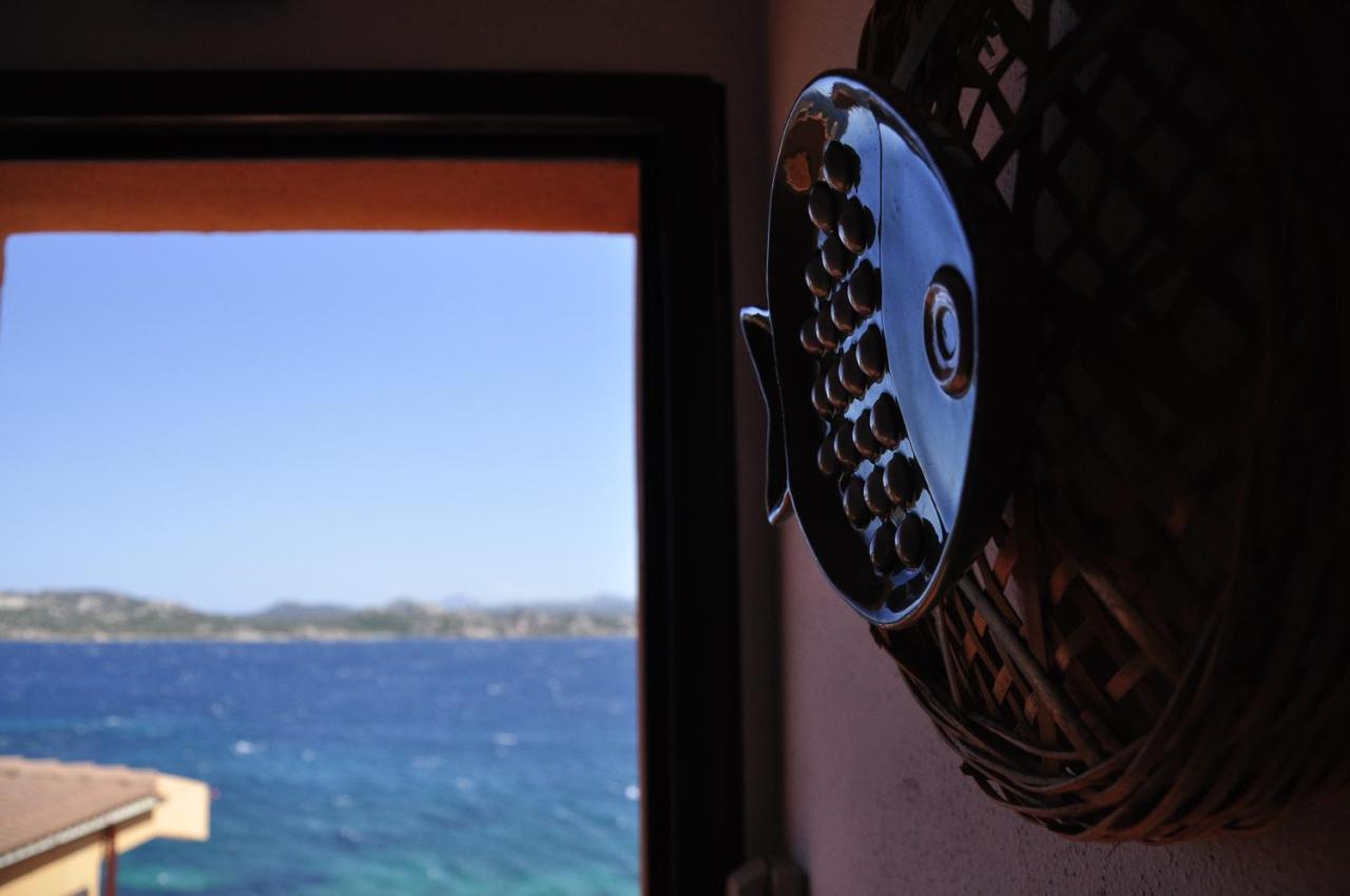 Appartamentino Panoramico...Con Finestra Sul Mare! La Maddalena  Luaran gambar