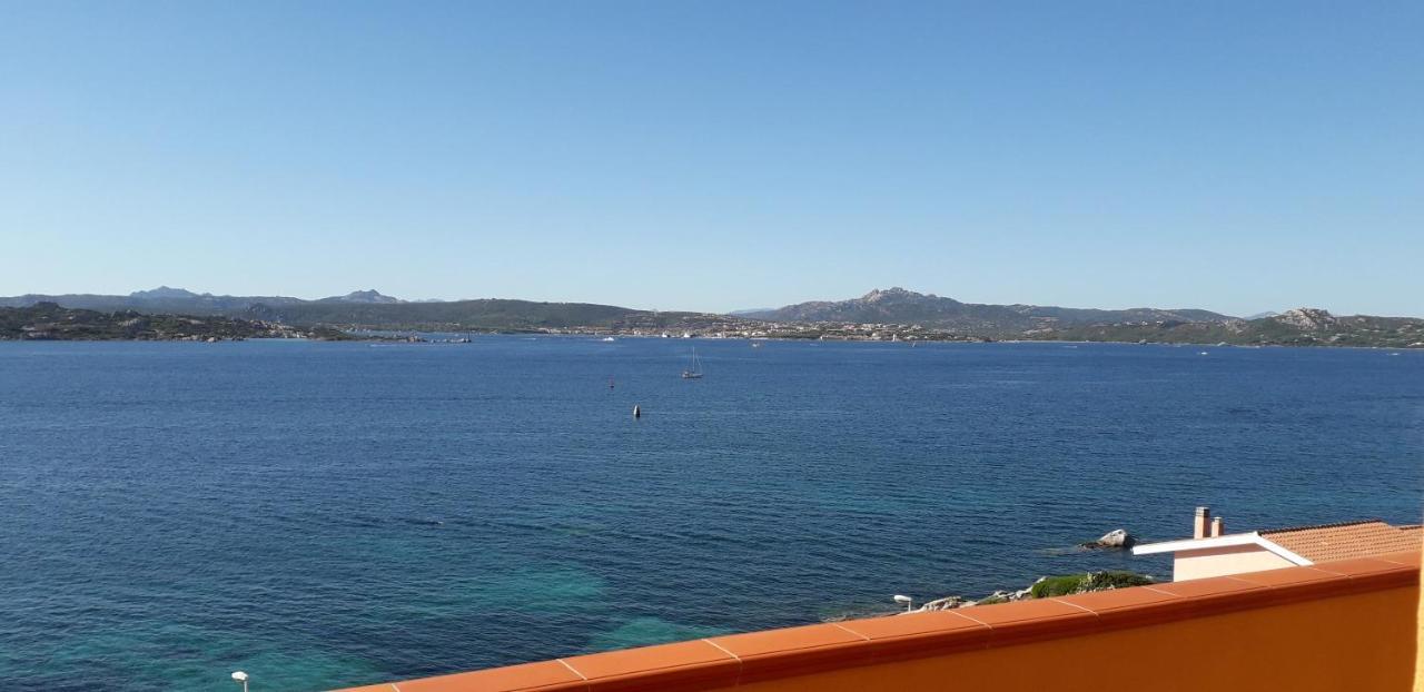 Appartamentino Panoramico...Con Finestra Sul Mare! La Maddalena  Luaran gambar