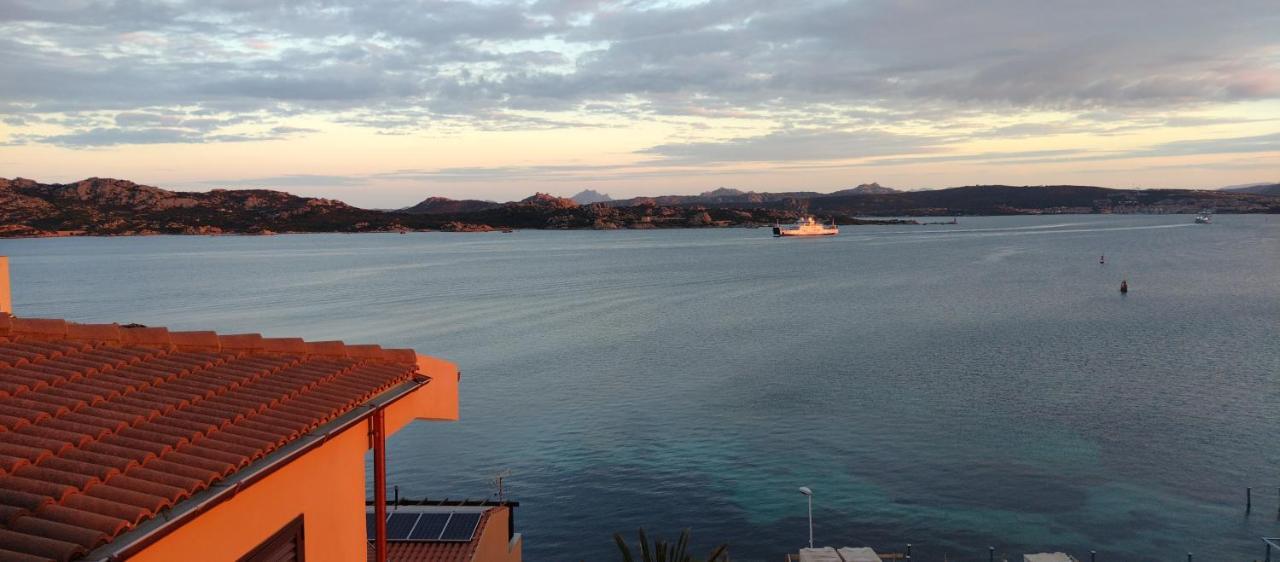 Appartamentino Panoramico...Con Finestra Sul Mare! La Maddalena  Luaran gambar