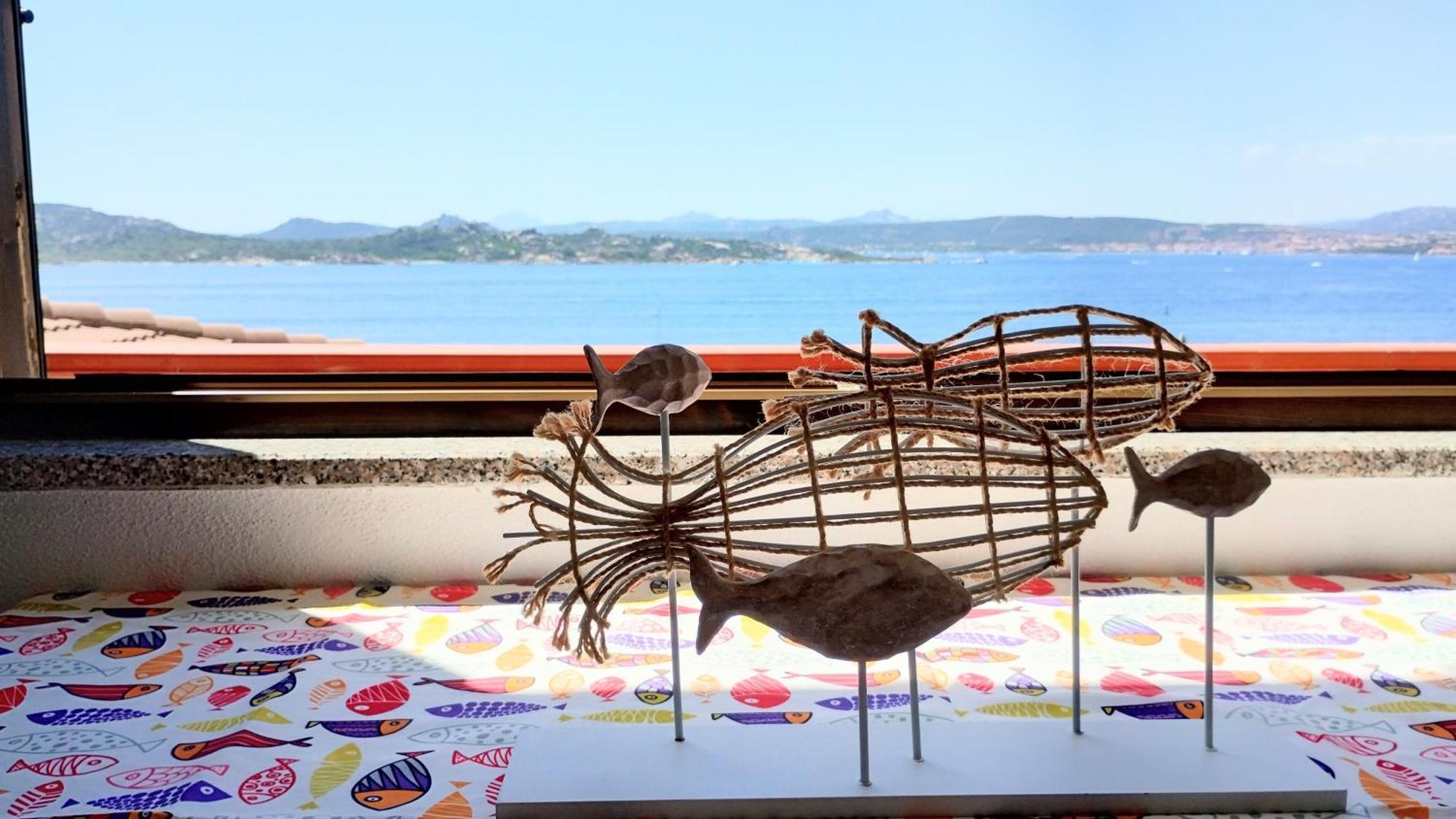 Appartamentino Panoramico...Con Finestra Sul Mare! La Maddalena  Luaran gambar
